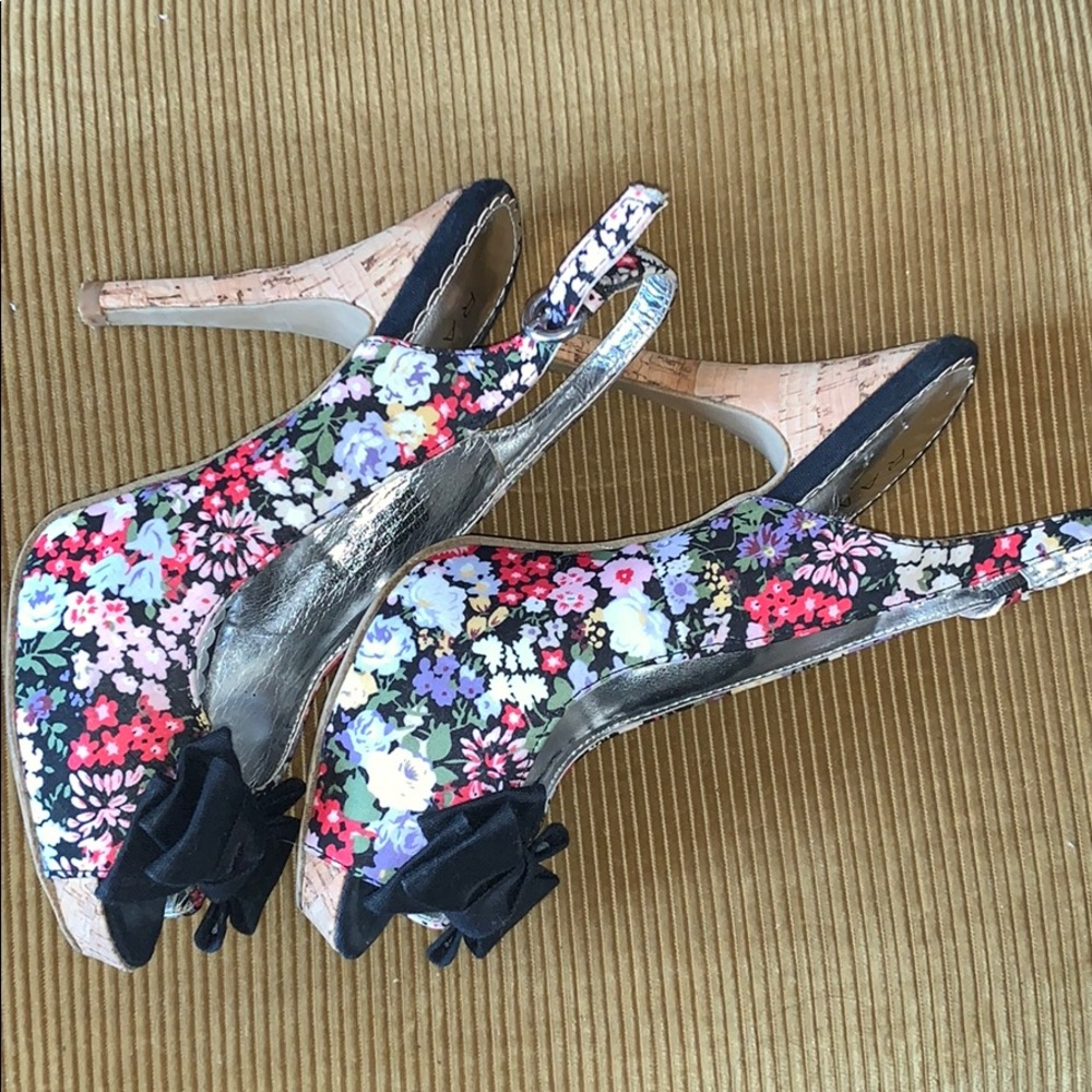 Flowers And Bows!! - image 3